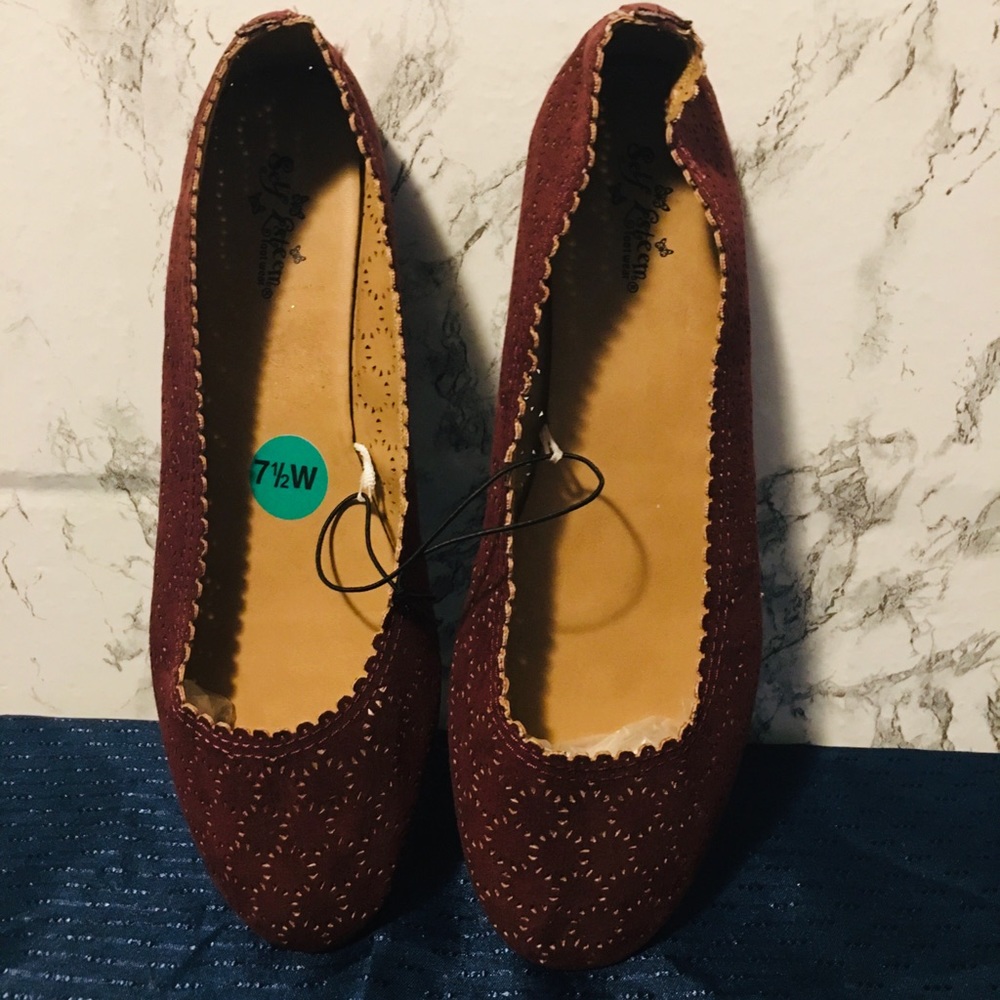 Women’s Footwear